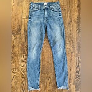 MOTHER Denim Stunner Zip Anke Step Fray 26